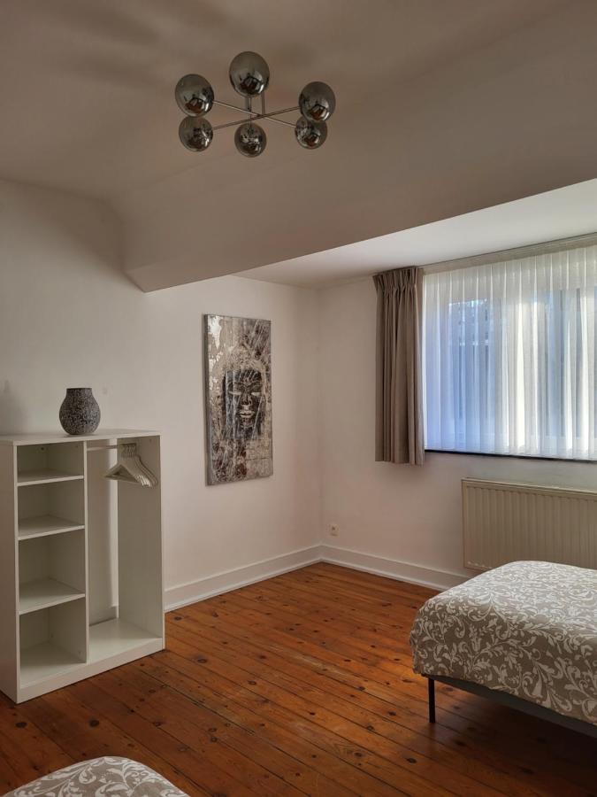 Brussels Bed & Blockchain Private Rooms With Shared Bathroom Etterbeek Exteriör bild