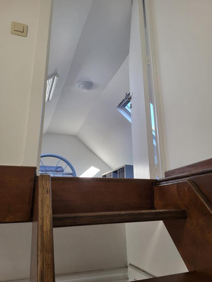 Brussels Bed & Blockchain Private Rooms With Shared Bathroom Etterbeek Exteriör bild
