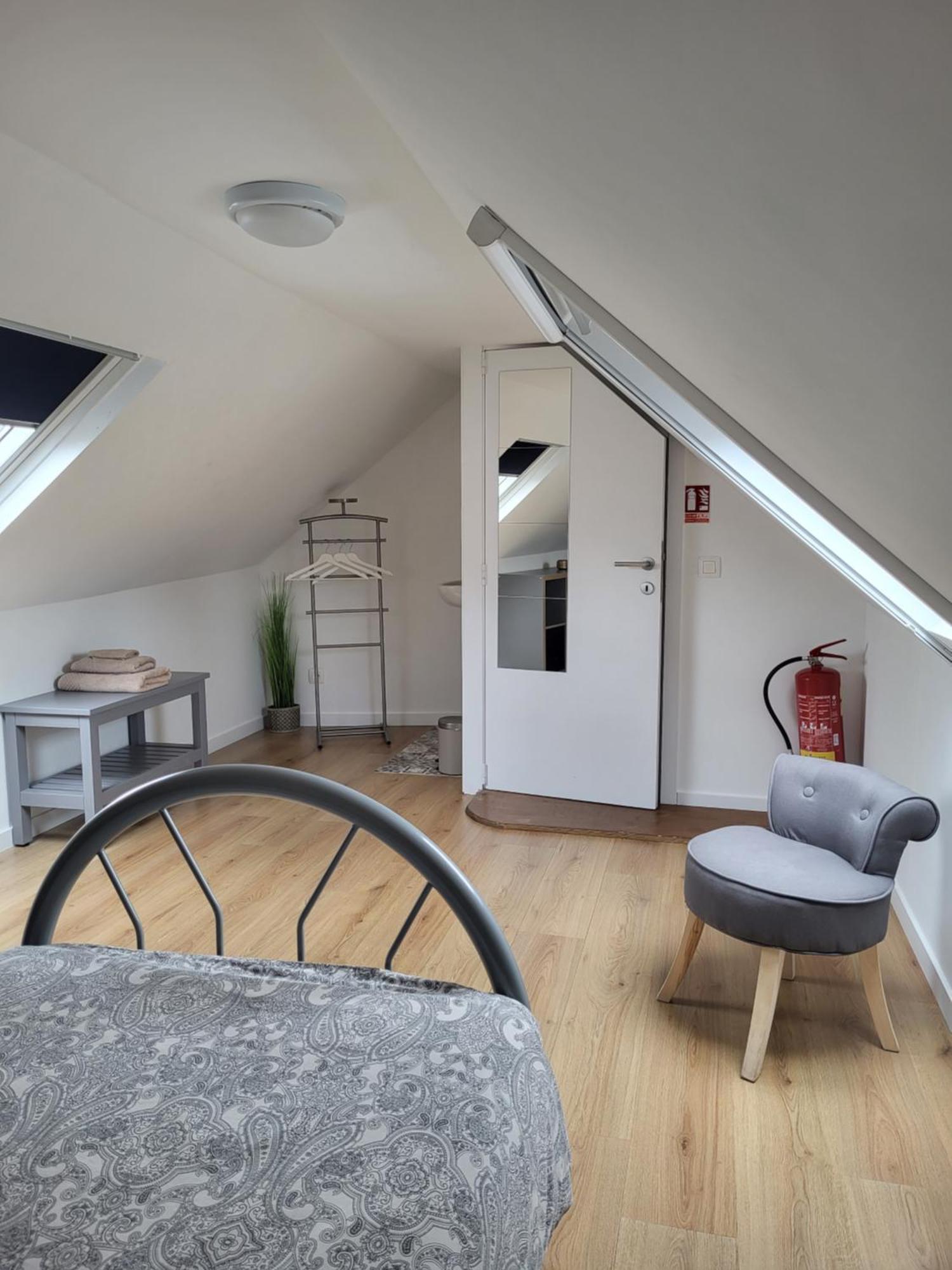 Brussels Bed & Blockchain Private Rooms With Shared Bathroom Etterbeek Exteriör bild